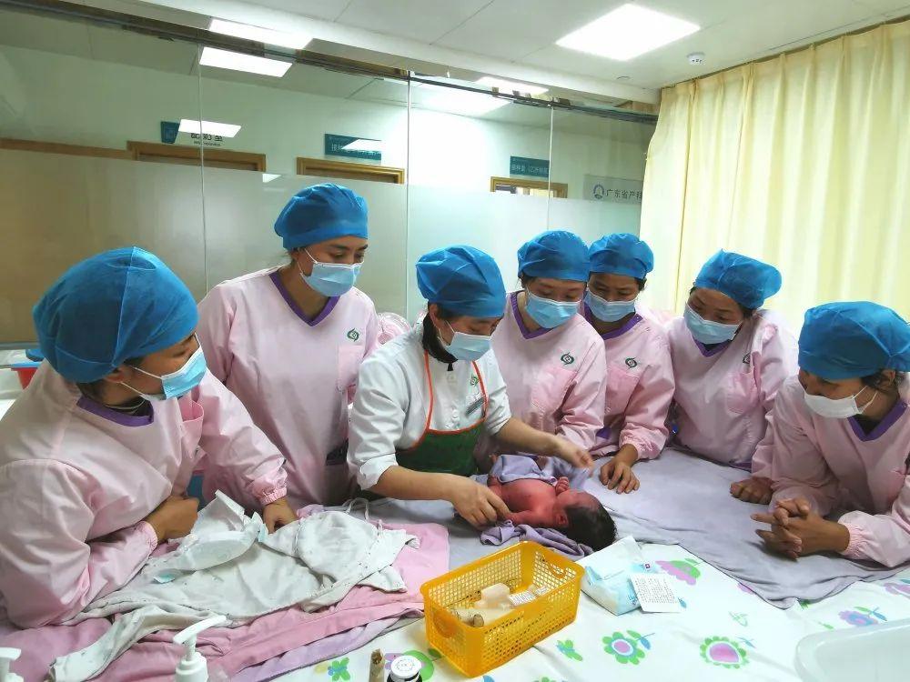 阜宁县妇婴监护型护送